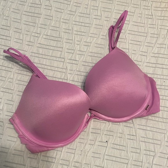 Victoria’s Secret Very Sexy Push Up Bra 32C - Picture 1 of 2